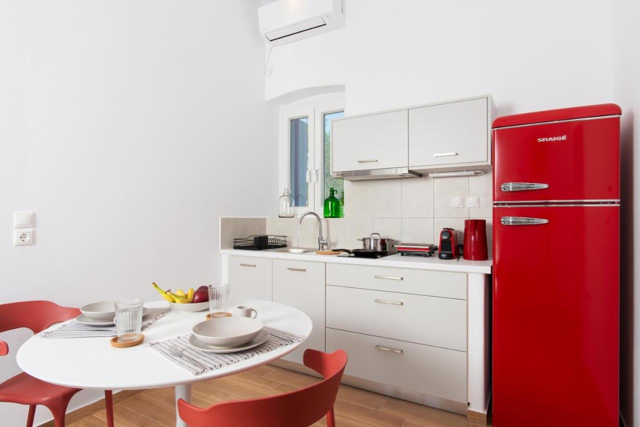 Haroto Suites Tripití Eksteriør bilde